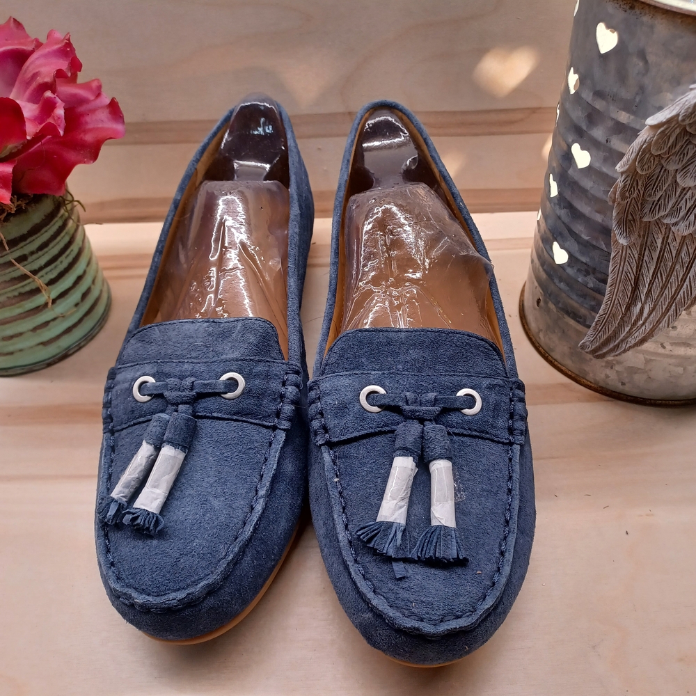 G.H. Bass & Co. Navy Suede Moccasins for Women